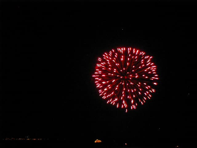 Lake Toya Long-Run Fireworks Festival