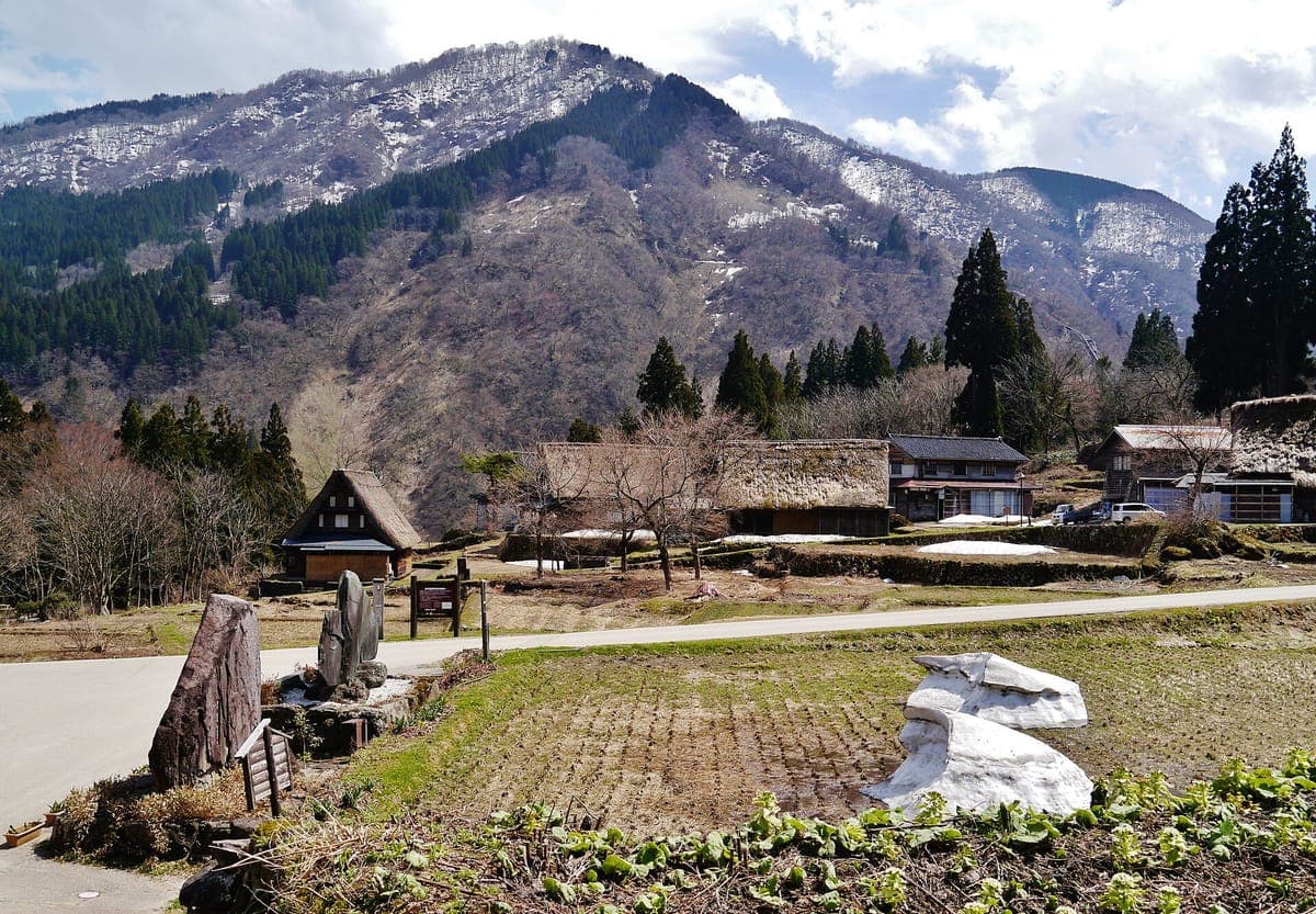 Gokayama Village