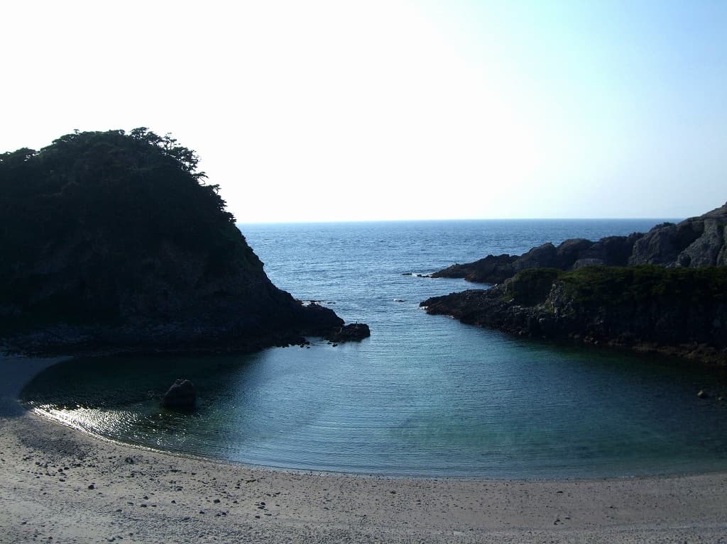 Tomari Beach