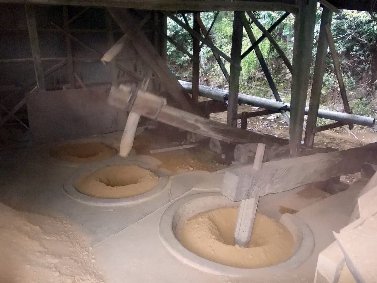 Onta Pottery Village