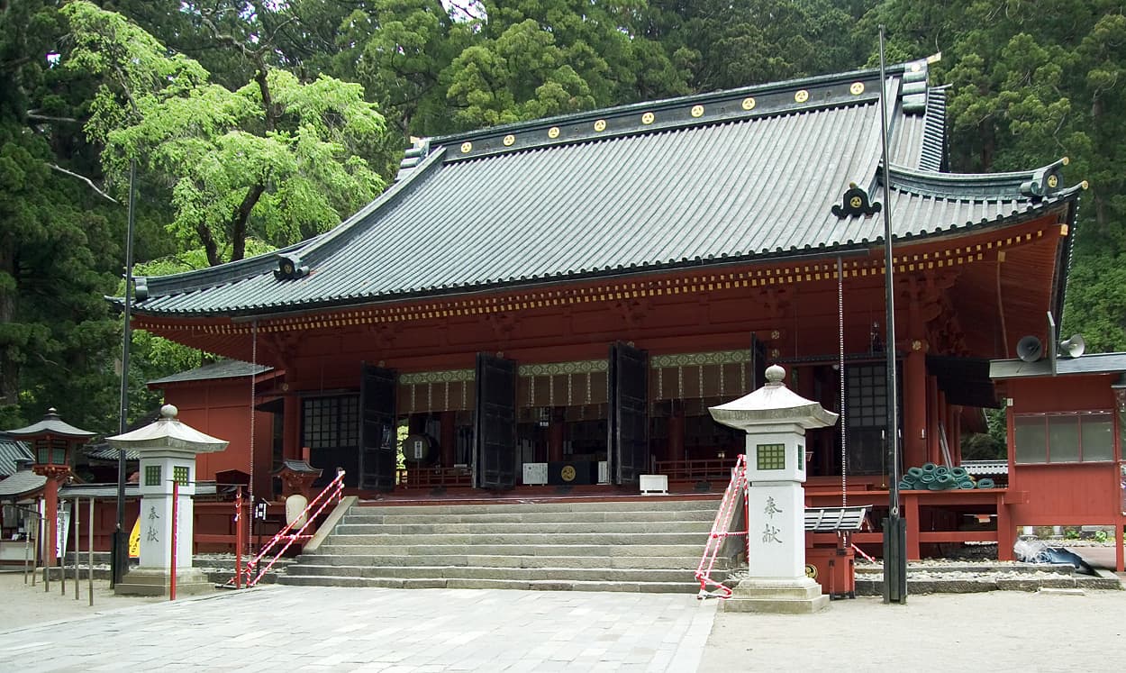 Futarasan Shrine